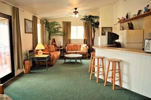 Beach House - Two Bedroom Home