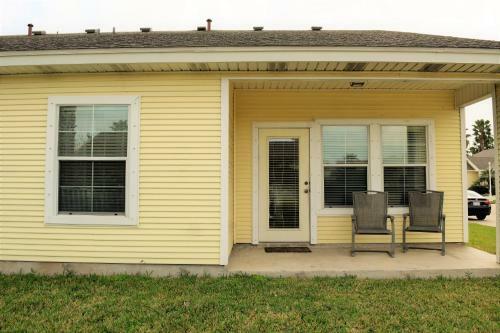 9th St Town House 601 - Two Bedroom Townhome