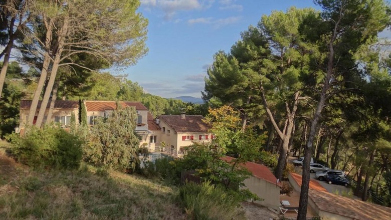 Hotel Le Mas Des Ecureuils
