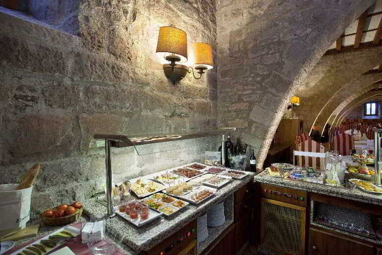 Hotel Parador Cardona