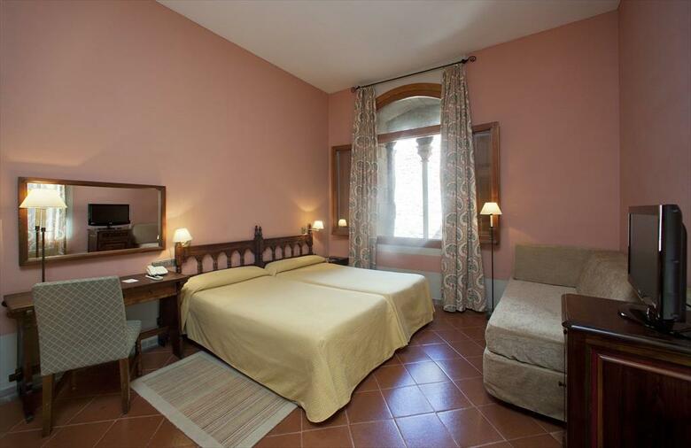 Hotel Parador Cardona