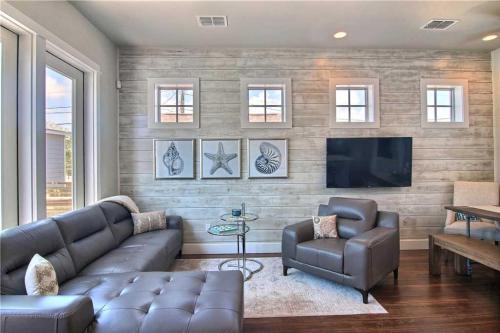 The Oyster House Home