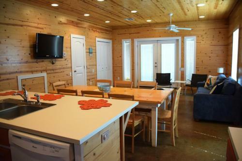 The Commons 101 - Three Bedroom Townhome