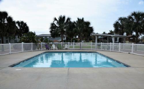 The Commons 101 - Three Bedroom Townhome