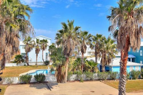 Beachy Keen - Five Bedroom Home
