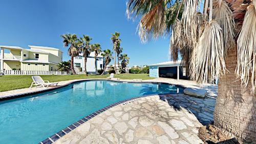 Beachy Keen - Five Bedroom Home