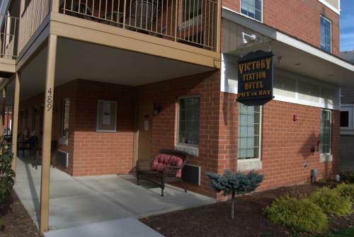 Hotel Put-in-bay Victory Station
