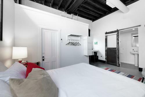 Bed & Breakfast Dye House Lofts