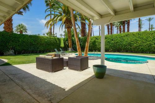 203. The Mottle Villa | Rm 3br/3ba