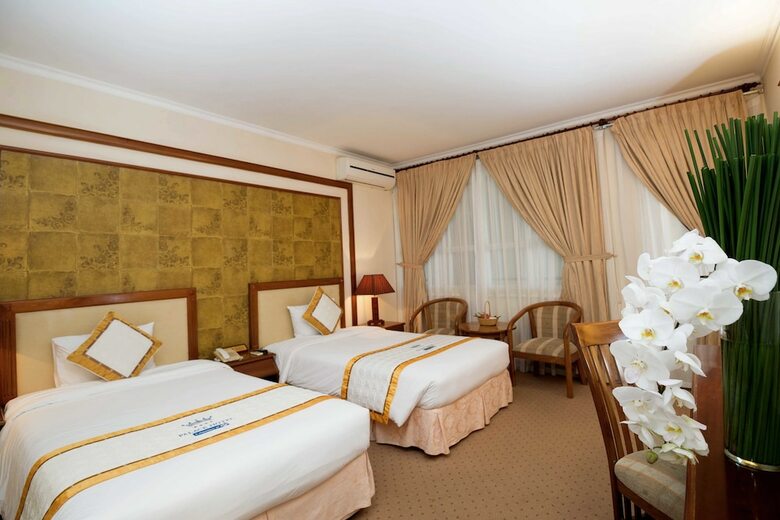 Palace Hotel