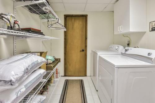 East Bay Hideaway-hiller Vacation Homes