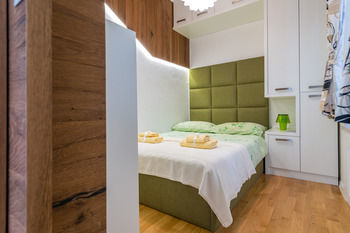Hotel Apartments Petra