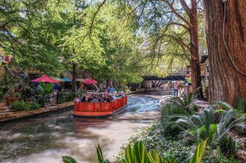 Apartamento Urban Luxury 2br Apt Near Riverwalk