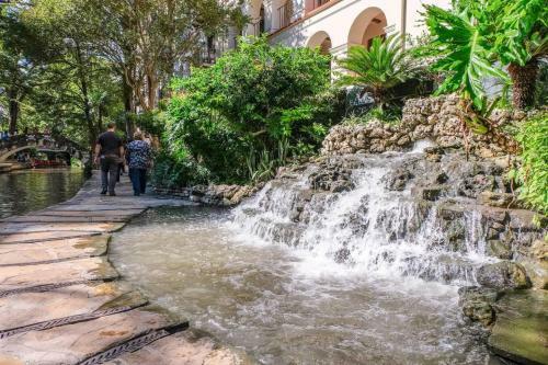 Apartamento Urban Luxury 2br Apt Near Riverwalk