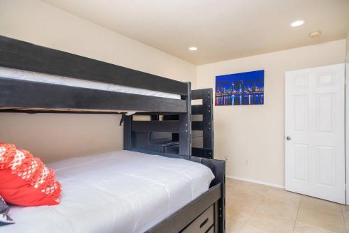 Apartamento Two-bedroom, One-bath Apt
