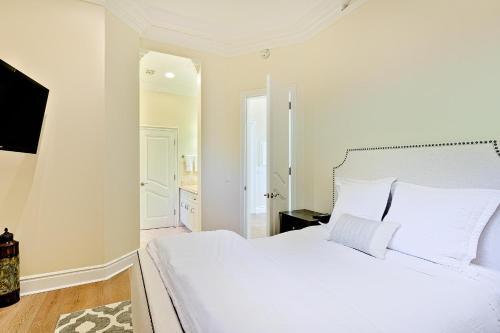 Sunset Villa II