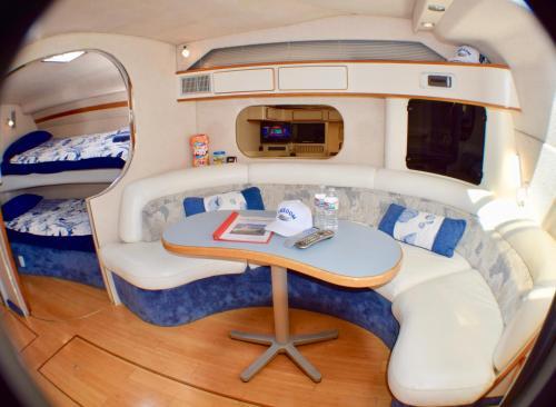 2 Bedroom Condo On The Water