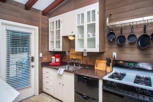Three-bedroom In Point Loma