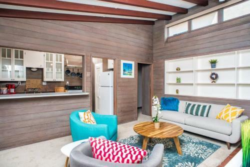 Three-bedroom In Point Loma