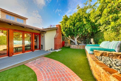 #5411 - Hillside Hideaway Three-bedroom Holiday Home