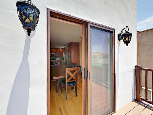 Apartamento 1731 Plum Street Condo Unit B