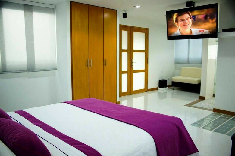 Hotel San Antonio Plaza