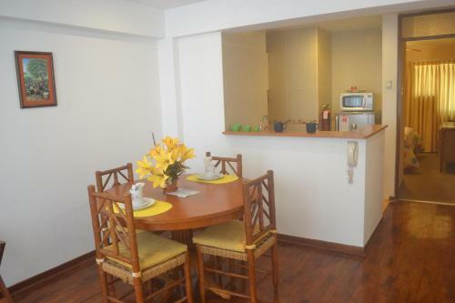 Suite Service Apart Hotel