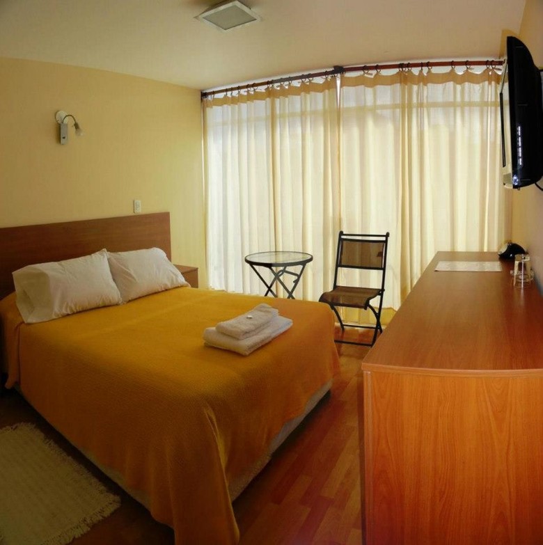 Hotel Piruwasi