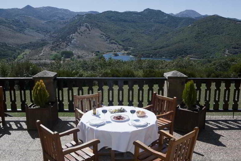Hotel Parador De Cervera