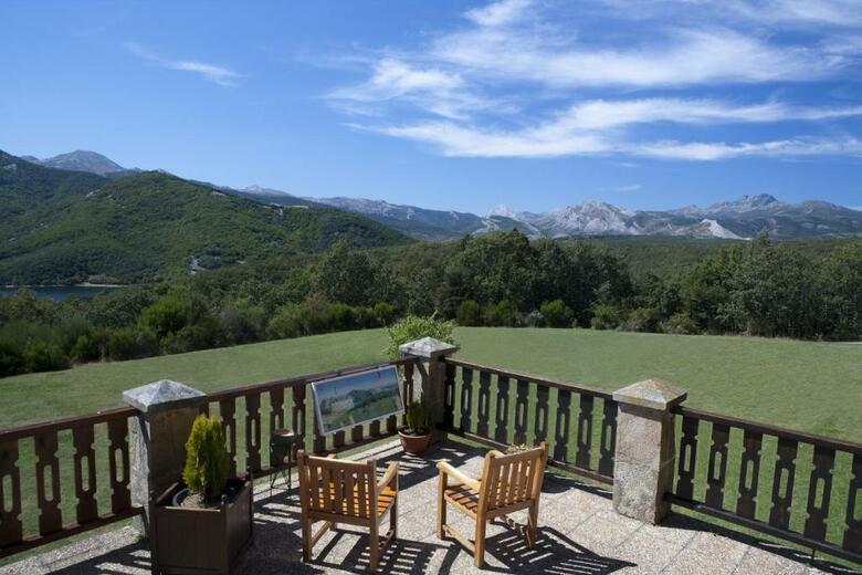 Hotel Parador De Cervera