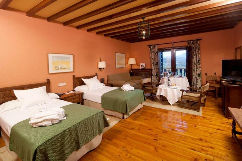 Hotel Parador De Cervera