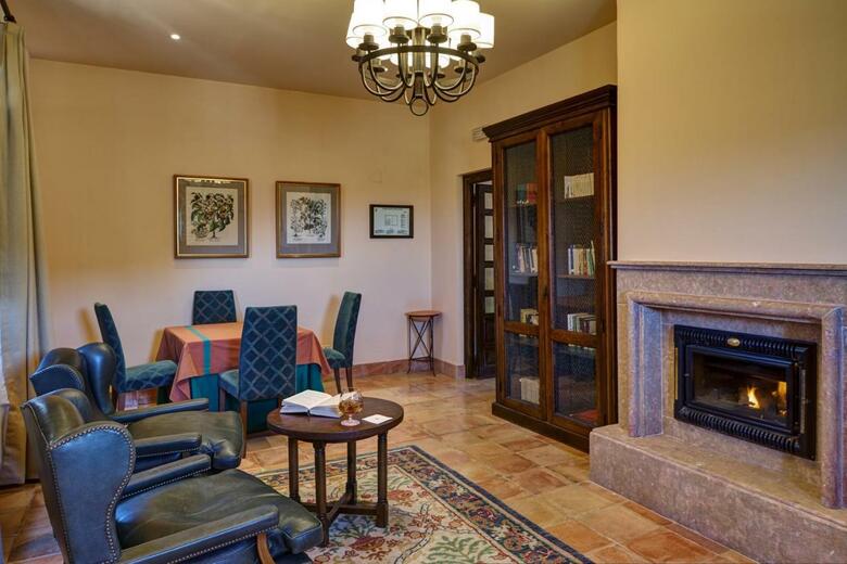 Hotel Parador De Sos Del Rey Cat�lico