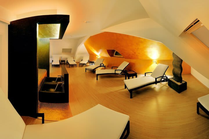 V8 Hotel Classic Motorworld Region Stuttgart