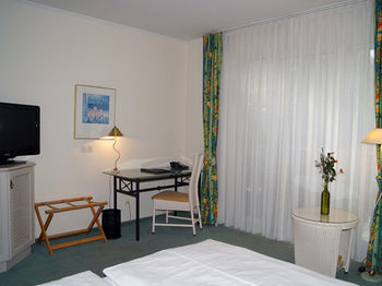 Entr�e Gro� Borstel Garni Hotel