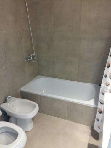 Apartamento Frente Al R�o
