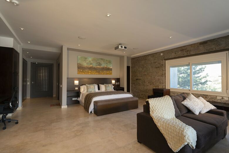 Hotel El Carmelo Mountain Lodge