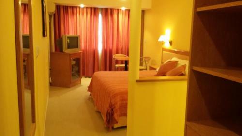 Hotel Colonos