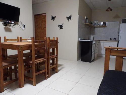 Lodge Complejo "la Roca" - Caba�a Y Hospedaje