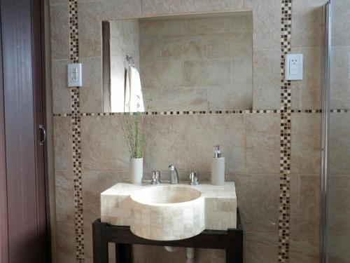 Lodge Complejo "la Roca" - Caba�a Y Hospedaje