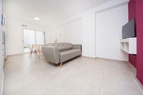 Venezuela Apartment 23w