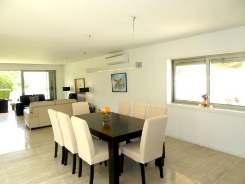 Villa Cip V5 Farol