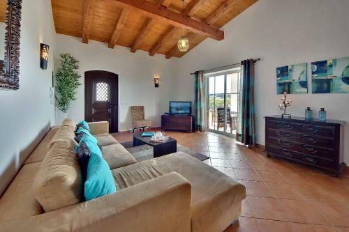 Villa Monte De Madrinha