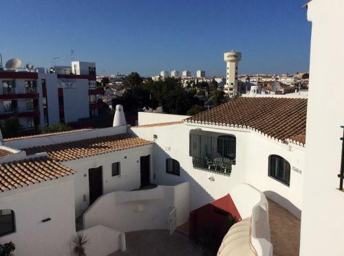 Apart.s�nia - P�teo Da Aldeia - Oura