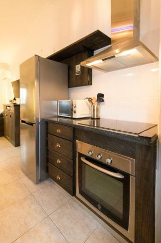 Apart.s�nia - P�teo Da Aldeia - Oura