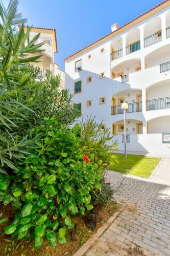 200m Beach Apartment Falesia