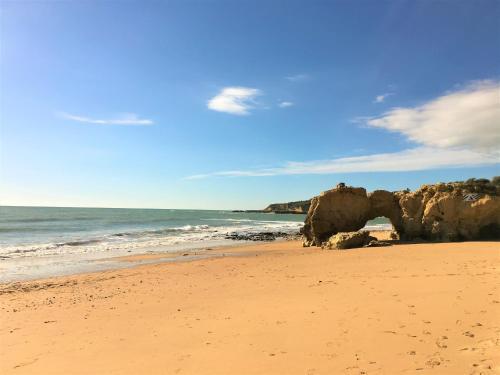 Santa Eul�lia Sea View Apartment Brisa