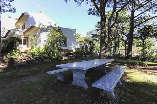 Sintra Villa With Pool By Homing
