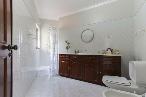 Sintra Villa With Pool By Homing