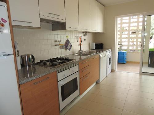 Cabanas Beach T2 Apartment By Cabanas Beach Self Catering