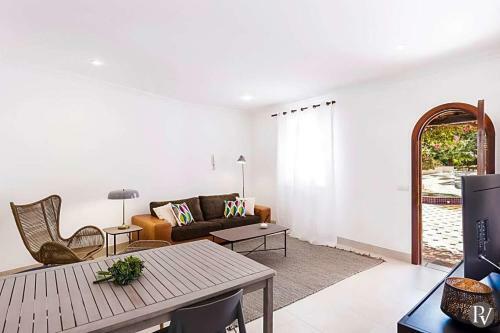 Quinta Do Lago Villa Sleeps 16 Pool Air Con Wifi